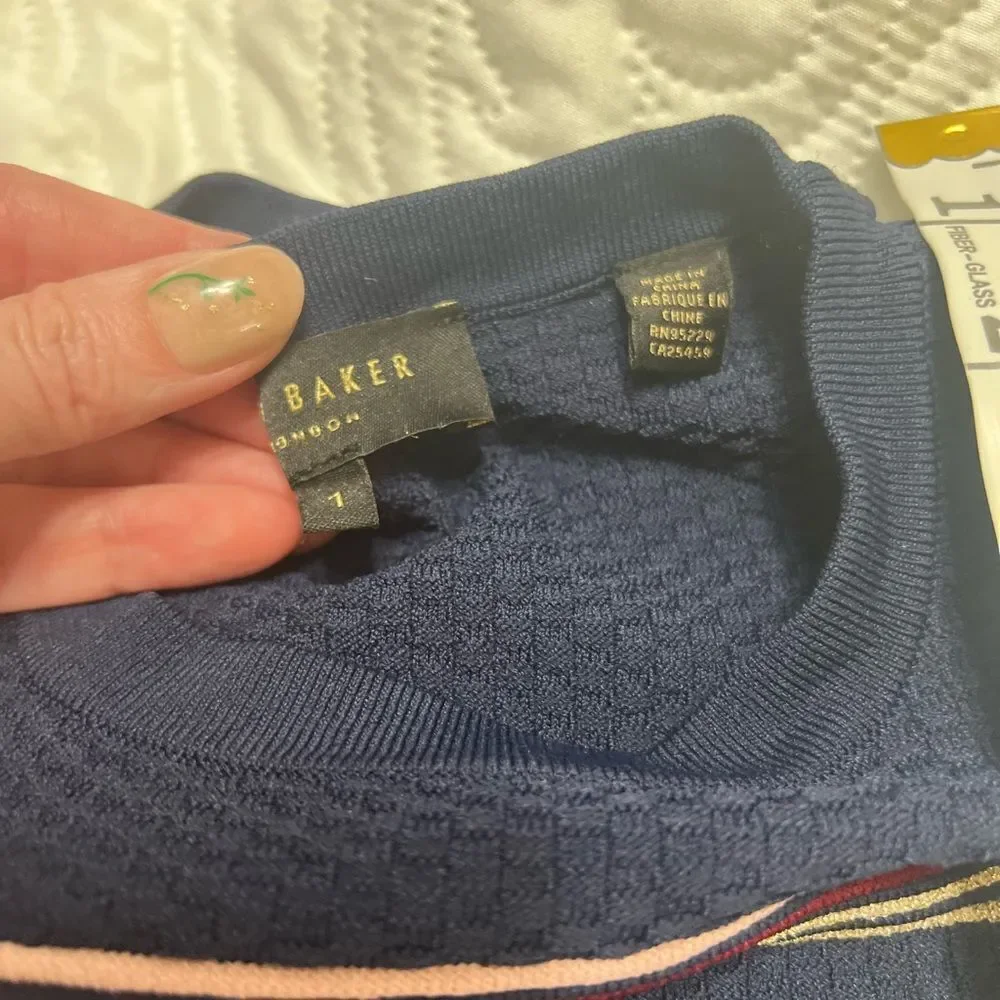 Ted Baker London Leytina Stripe Peplum Jumper 1
Stretchy Small - Picture 9 of 14